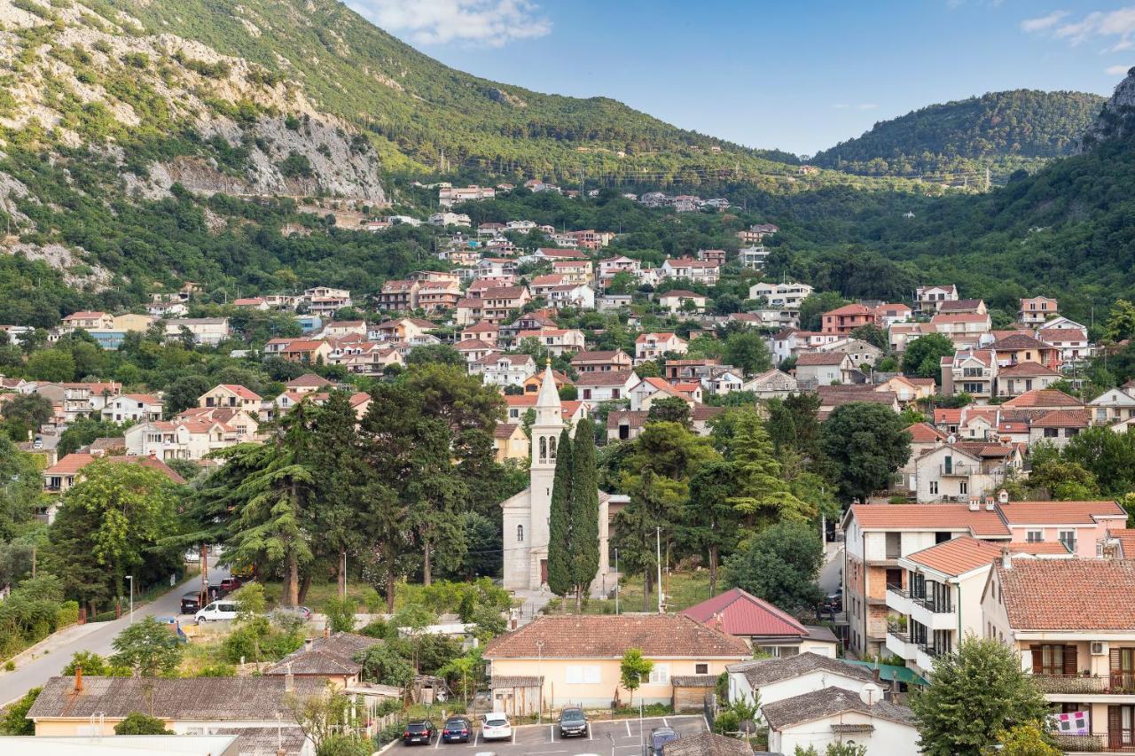 Studio Apartman Scardona Apartment Kotor Exterior photo